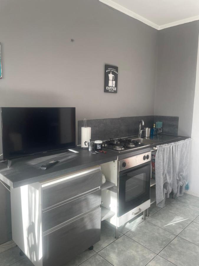Airport Apartment Happyhouse Fiumicino Extérieur photo